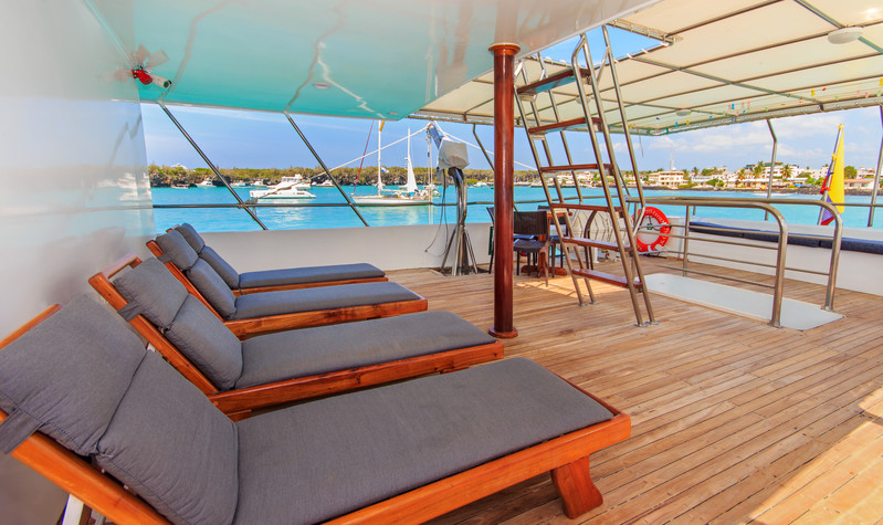 Galapagos Boat EDEN Main Deck Lounge Chairs 2