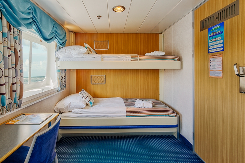 20140622 ocean nova cabin 305 upper lower berth